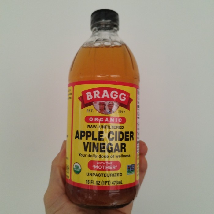 

Cuka Apel Organik 473 ml / Raw Apple Cider Vinegar Organic Bragg USA