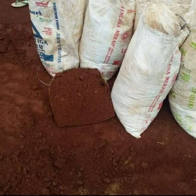 TANAH MURNI MERAH PERKARUNG 25KG / MEDIA TANAM PENGIRIMAN KHUSUS GOJEK