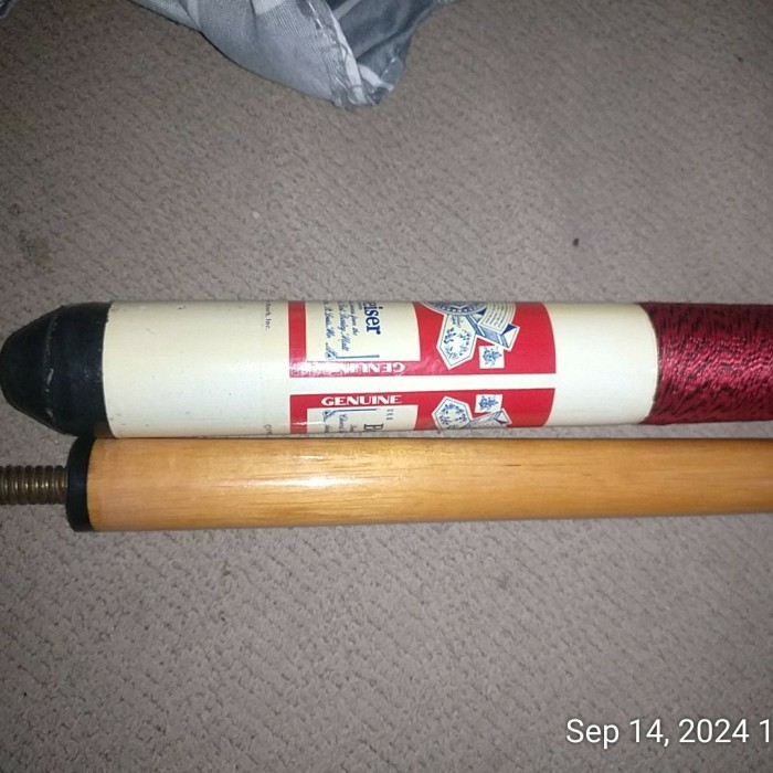 CUE STIK BILLIARD VINTAGE B UDWEISER