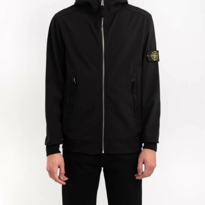 Paling Laris Stone Island Light Soft Shell Jacket Original