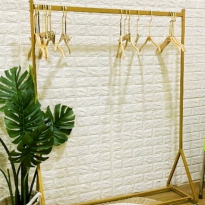 Gawang besi pajangan baju full kotak gold