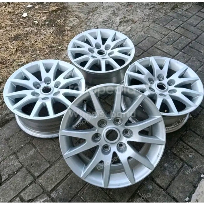 VELG ORIGINAL/OEM PAJERO R17