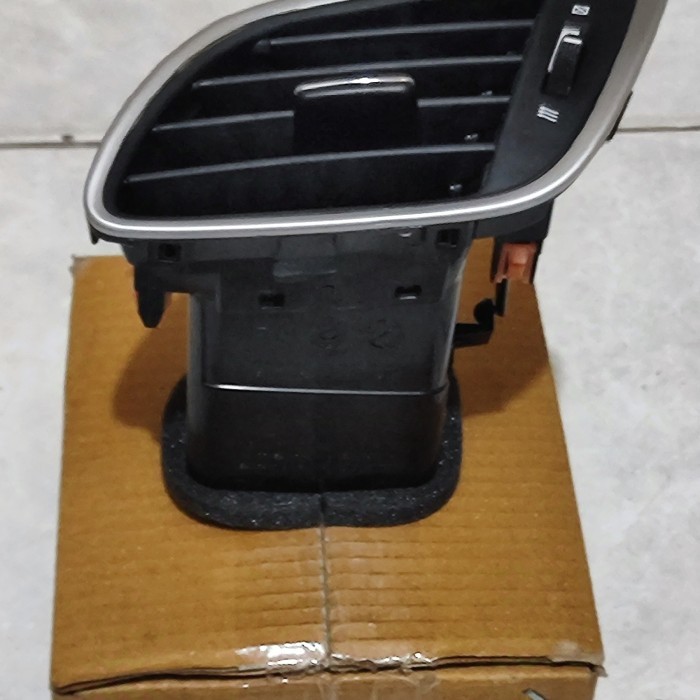 Kisi ac kanan baleno hatchback asli SGP