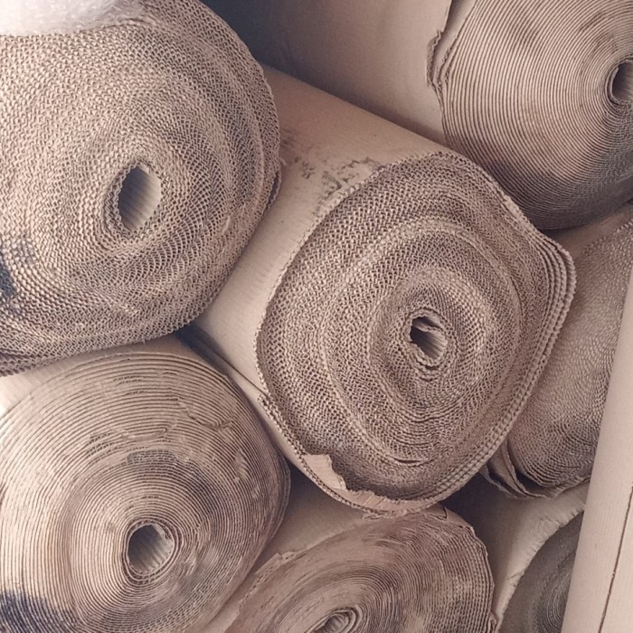 

kardus packing gulungan 20kg kirim manual