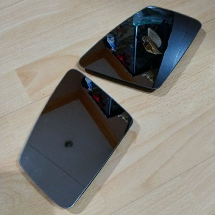 KACA SPION MERCEDES W204 W212