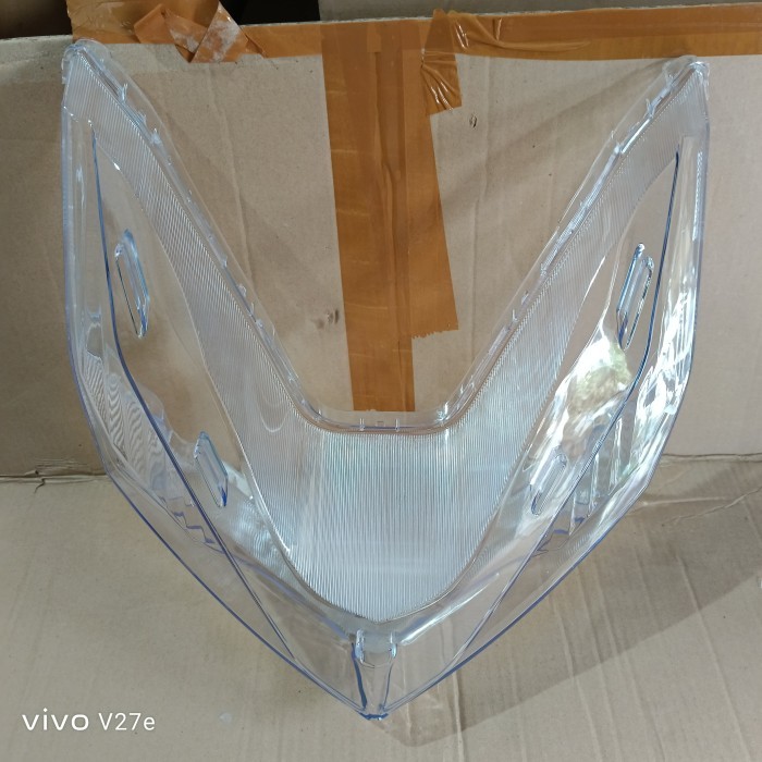 MIKA KACA LAMPU DEPAN VARIO 150 OLD