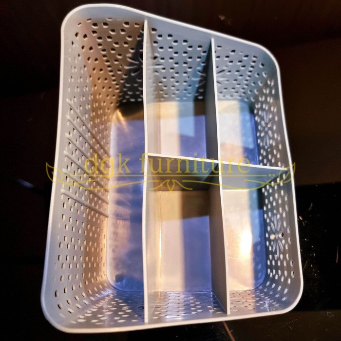 

Terbaru Keranjang Tempat Wadah Kotak Kalo Box Penyimpanan Persegi Sekat 5 Lima Sekat Serbaguna