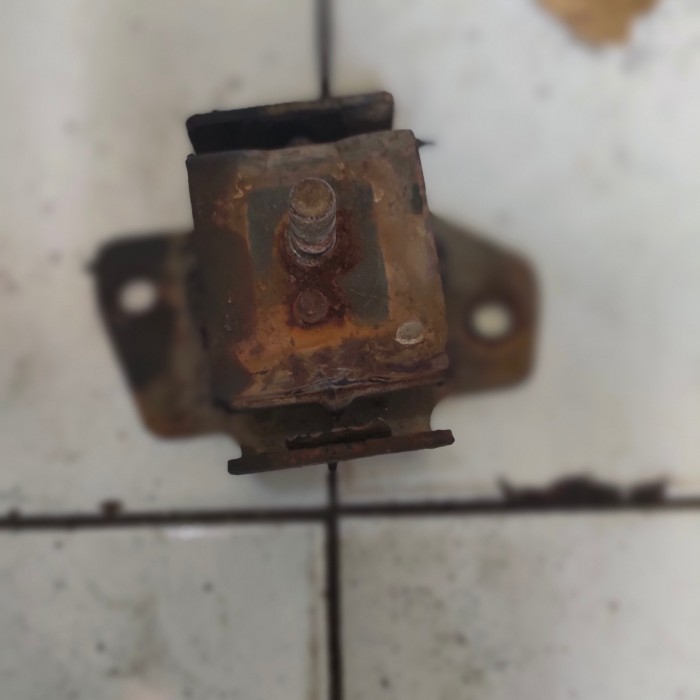 engine mounting kiri Avanza Veloz