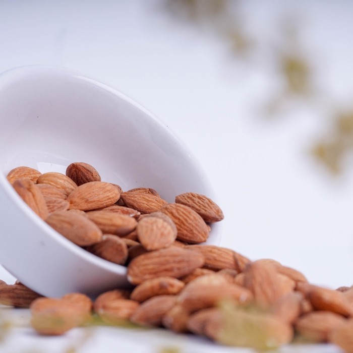 

Almond Roasted Kacang Almond Panggang Original Tanpa Rasa Terbaru