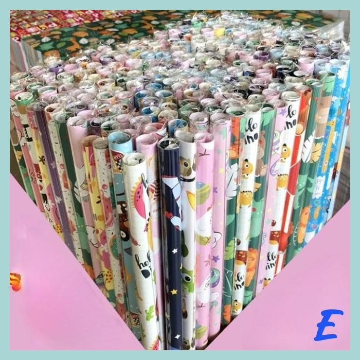 

| MIS | 2M KERTAS KADO NATAL ROL 2 METER JUMBO KERTAS KADO NATAL SOUVENIR SOVENIR MERRY CHRISTMAS MURAH GROSIR