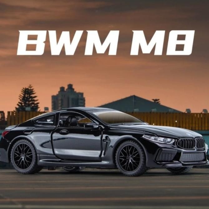 Diecast Mobil BMW M8 Miniatur Die-cast Skala 1:32