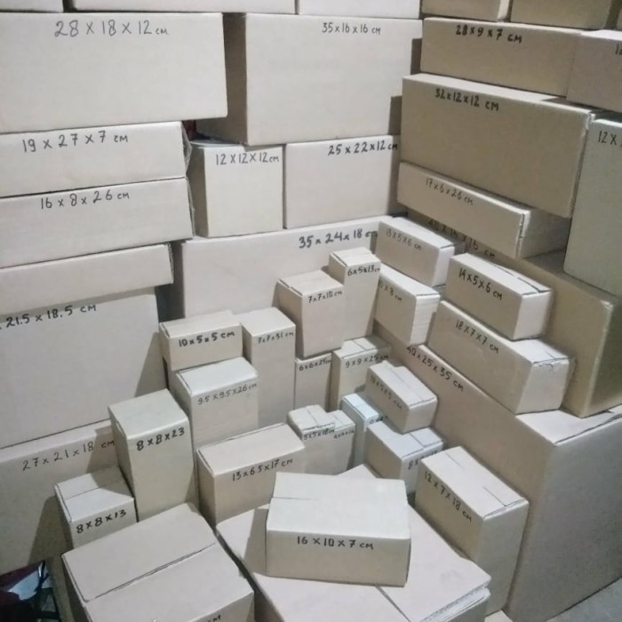 

Kardus 10x5x5 cm Box Dus Packing