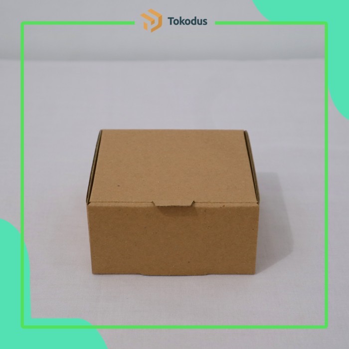 

Kardus 10 x 10 x 5 cm corrugated polos / kue dan packing (bisa custom)