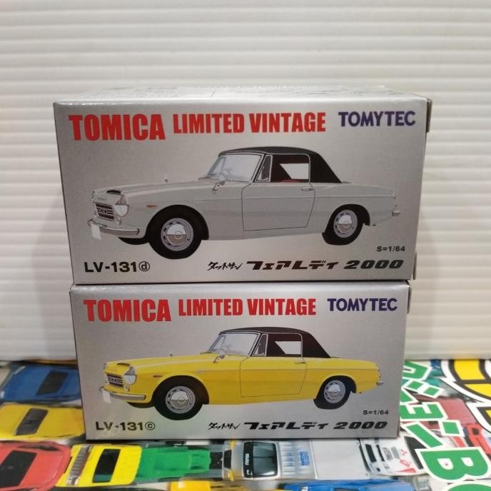 Tomica Limited Vintage Datsun Fairlady 2000