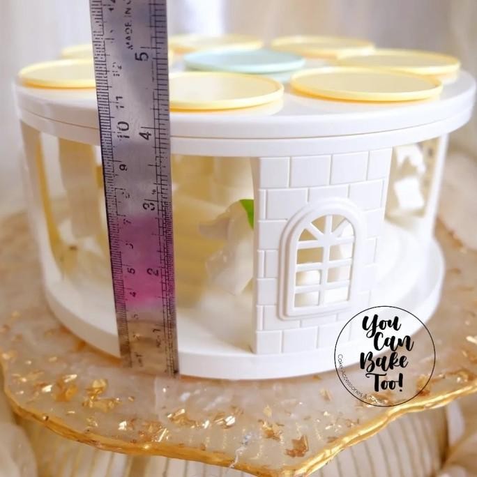 

Petty Merry Go Around Cake/Cupcakes Stand Terbaru