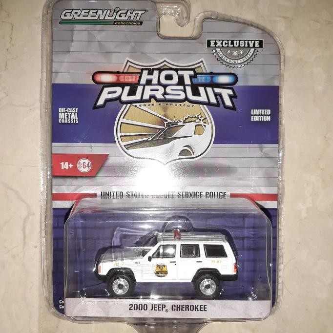 greenlight hot pursuit 2000 jeep cherokee