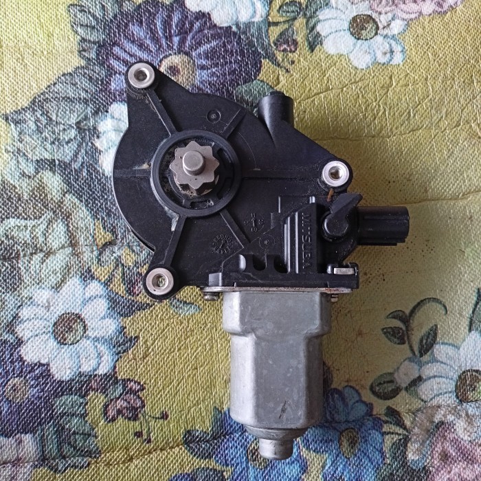 motor Dinamo power window Honda Freed pintu depan kanan