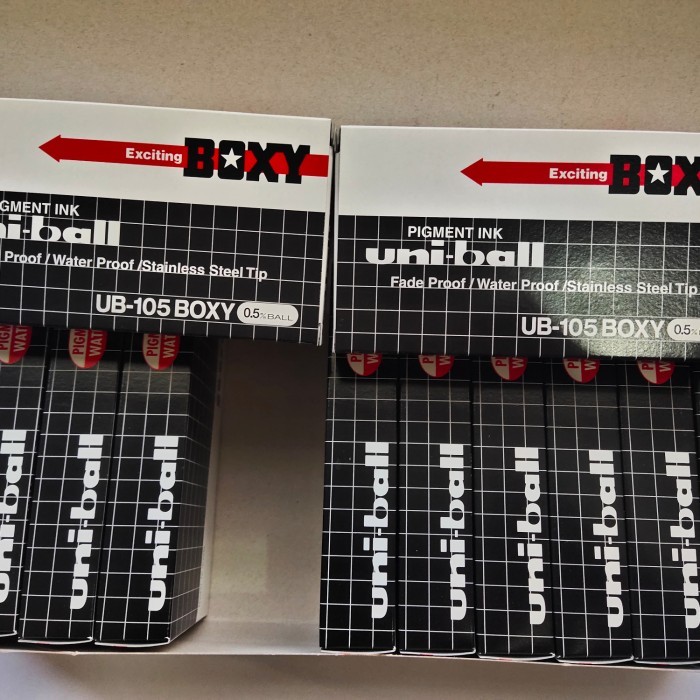 

Ready Pulpen Uni-ball.Boxy 0,5 mm UB-105 BOXY perkotak/lusin.Hitam.
