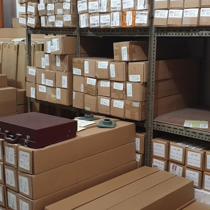 

TERBARU - Laminasi Dingin 100 gsm 50" ( 1,27 m x 46 m ) Matte / Glossy