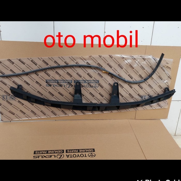 BREKET GRILL FORTUNER VNT ORINAL