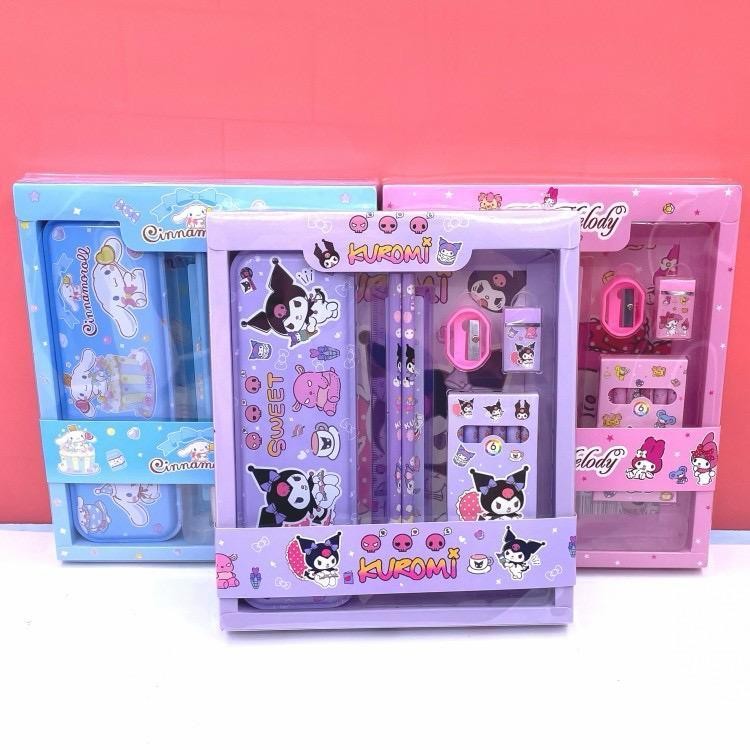 

Boneka Anak Kotak Pensil Set Sanrio Tempat Pensil set Anak Alat Tulis Kuromi Cinnamoroll My Melody