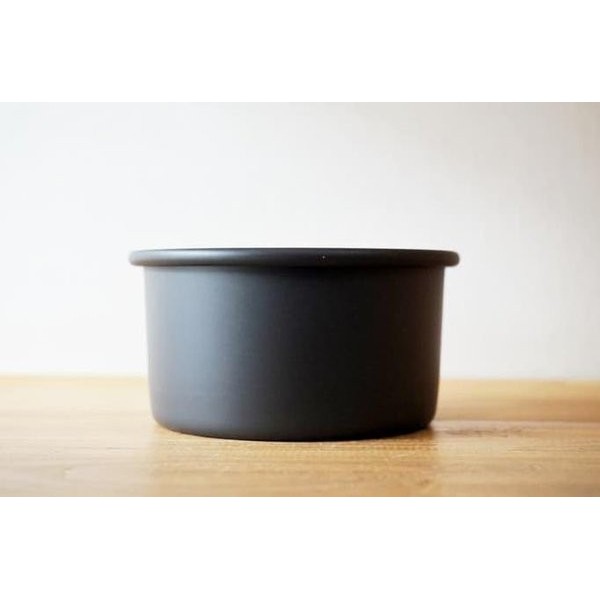 

SN5003 - 4inch Deep Round Cake Pan Non Removable Bottom Hard Anodized