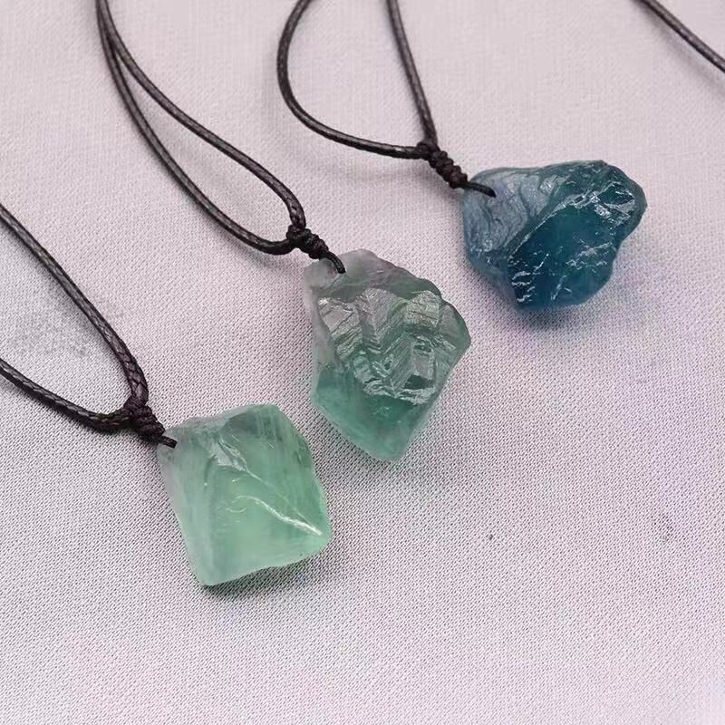 Liontin Batu Kristal Alam, Fluorit Hijau, Amethyst Pink Kristal Putih Kristal Liontin Kristal