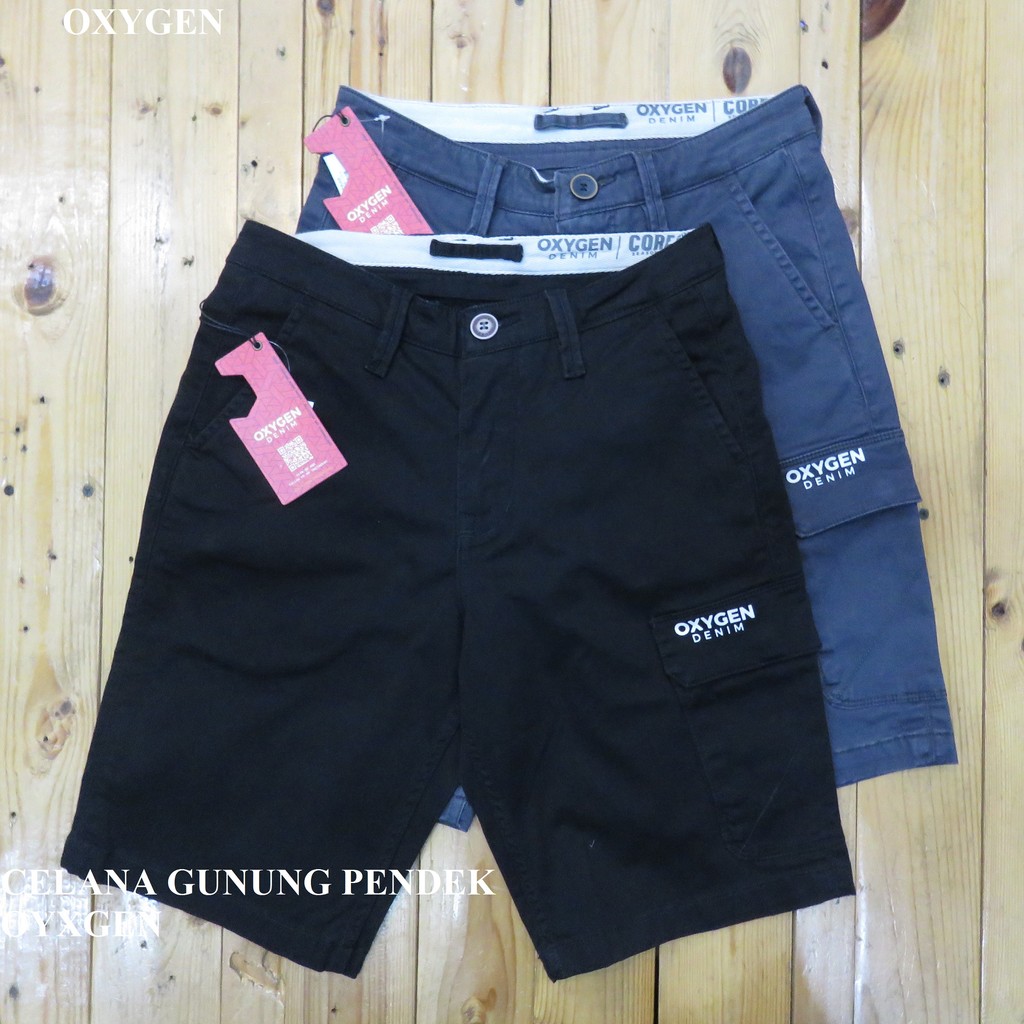 CELANA CARGO CHINOS/KATUN PENDEK PRIA MEREK OXYGEN PRICE Rp.488.900