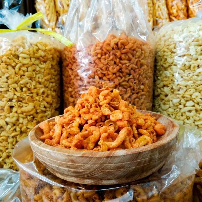 

Grosir SALE MAKRONI BANTAT ORIGINAL PEDAS DAUN JERUK PEDAS BALADO 1kg Termurah