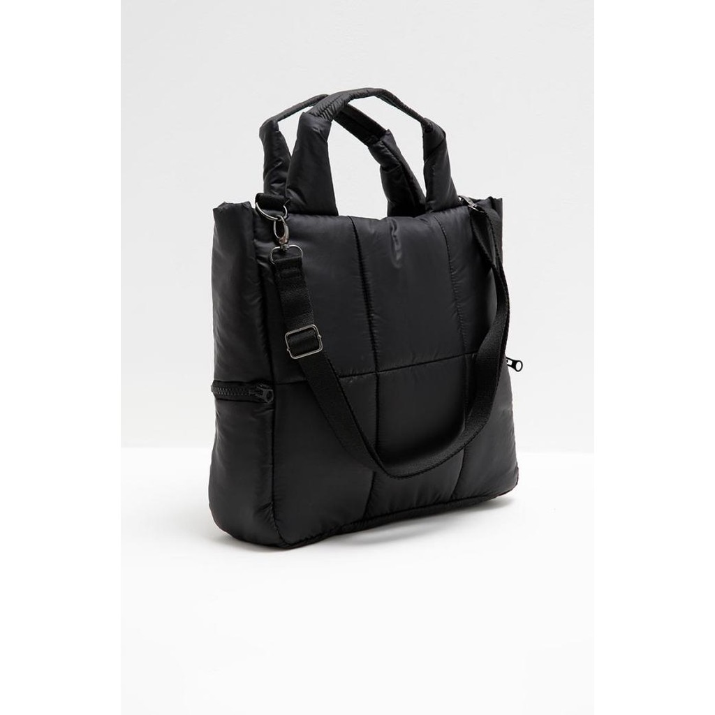 Berrybenka Street - Tas Selempang Wanita Jinni Quilted Bag