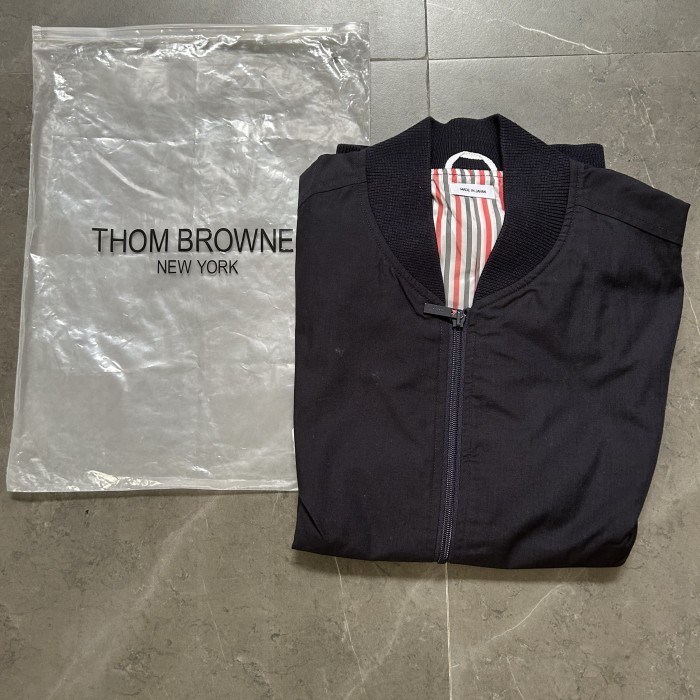 BOMBER JACKET THOM BROWNE USED/SECOND/BEKAS
