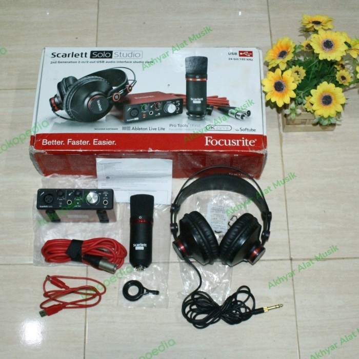Focusrite Scarlett solo 2nd Second Generation Studio Like New Normal