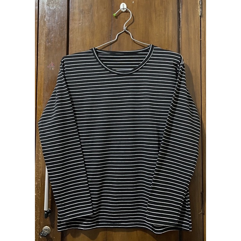 PRELOVED Kaos Stripe