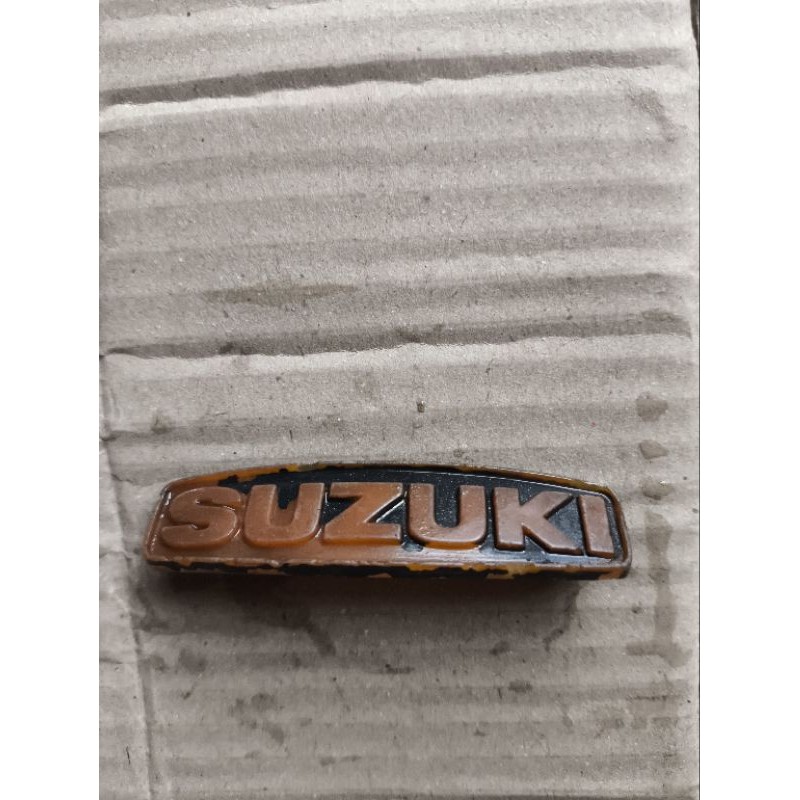Emblem dasi suzuki fr80