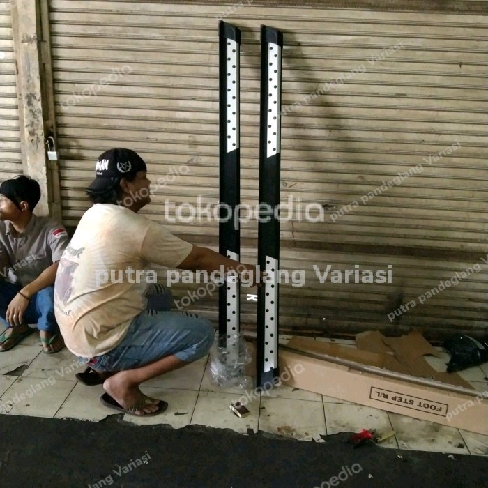 FOOT STEP INJAKAN SAMPING MOBIL CALYA SIGRA