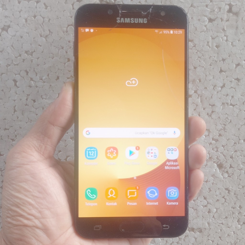 Handphone Hp Samsung Galaxy J7 Plus Second Seken 4/32 Eks Garansi Resmi Sein