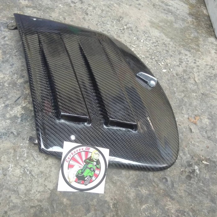 tutup tepong vespa pts karbon kevlar