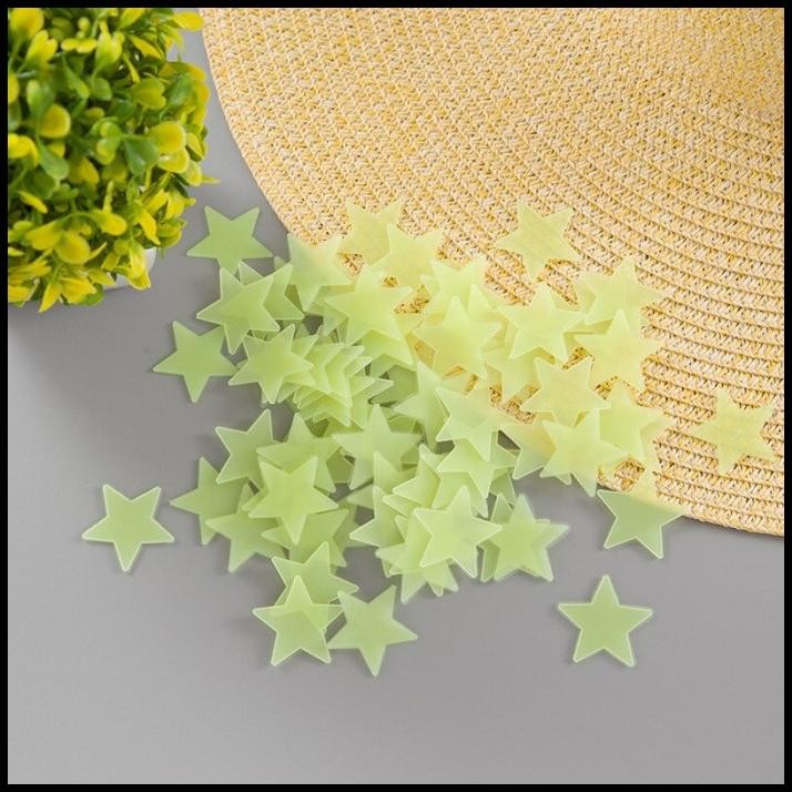 

100 Pcs Stiker Bintang Glow In The Dark Menyala Dalam Gelap - 100359