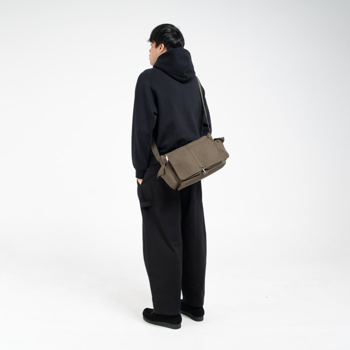 Megan Y2k Bag Medium Size by Money Alter Tas Slempang Bahan Kanvas