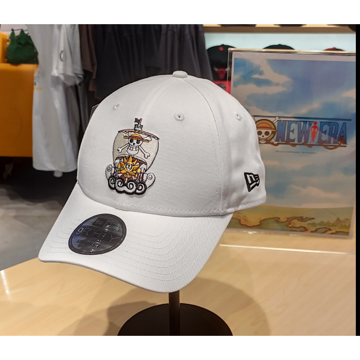 Topi New Era 9Forty x One Piece Thousand Sunny White Cap 100% Original