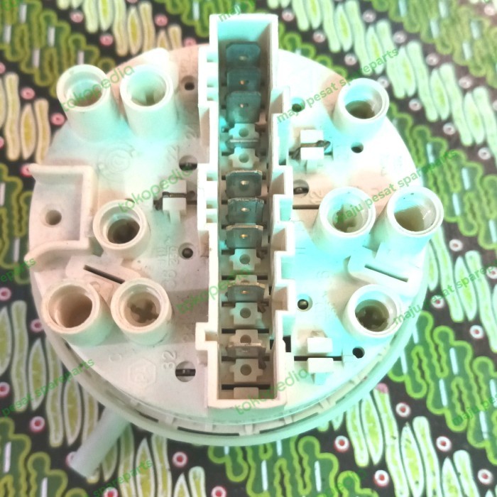 WATER LEVEL MESIN CUCI ELEKTROLUX