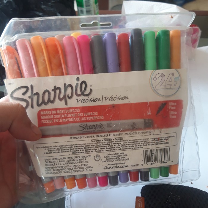 

sharpie ultra fine set 24 color permanent marker