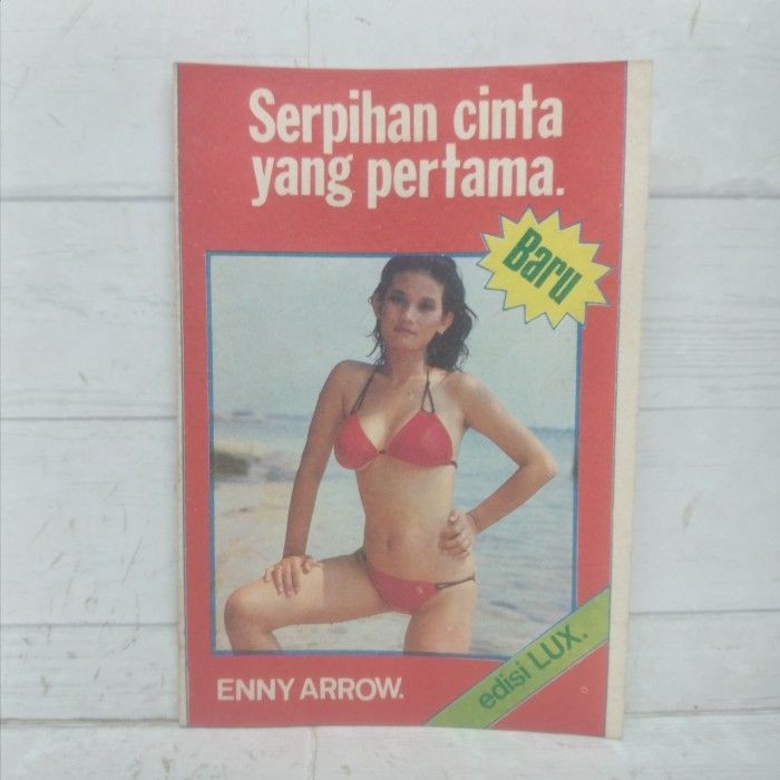 Enny Arrow Serpihan Cinta Yang Pertama BUKU Langka