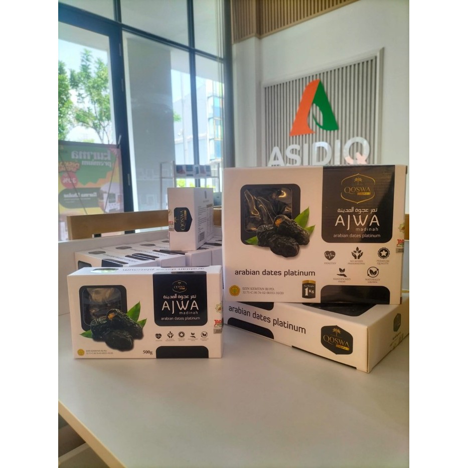 

Spesial Kurma Ajwa Qoswa 500gr & 1kg kurma madinah kurma nabi