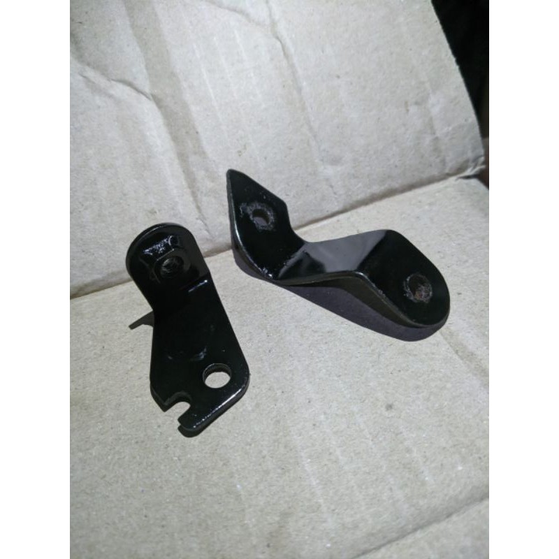 Dudukan breket sayap suzuki crystal crystal tune gs gx original