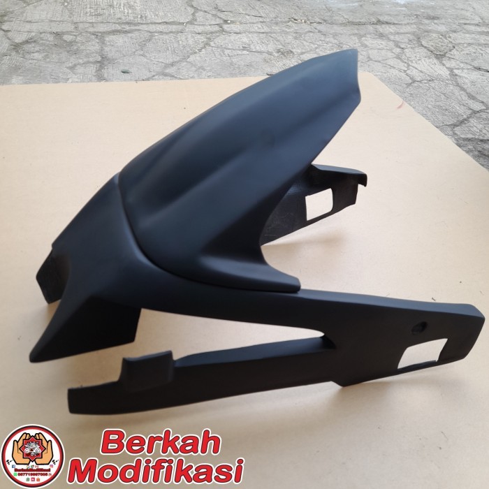 Hugger Cover Kondom Arm Pnp Honda Cb150R Old Streetfire Hitam Doff