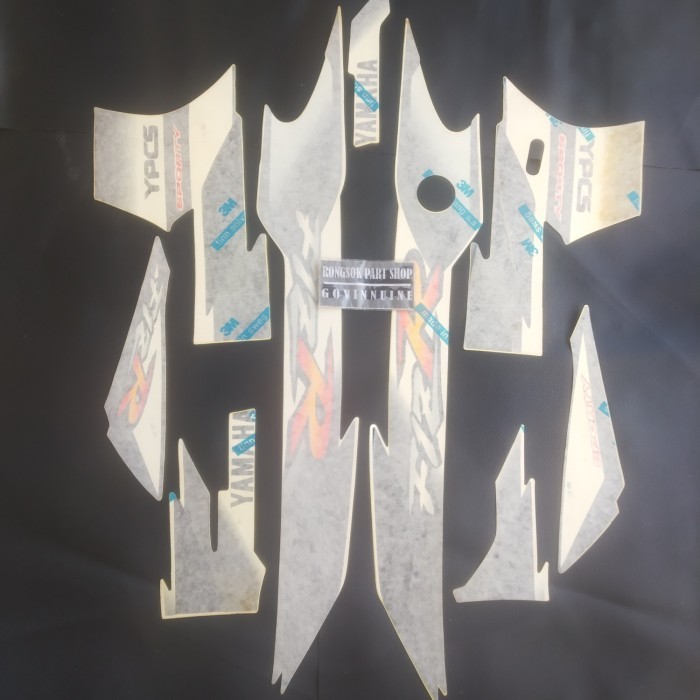 Striping Stiker Sticker Lis Yamaha Fizr F1Zr 2001 Hitam Putih Original