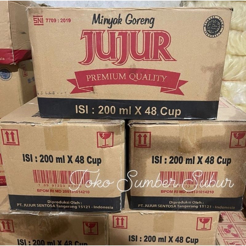 

Minyak goreng JUJUR 1 dus isi 48 cup x 200 ml _aswwo750