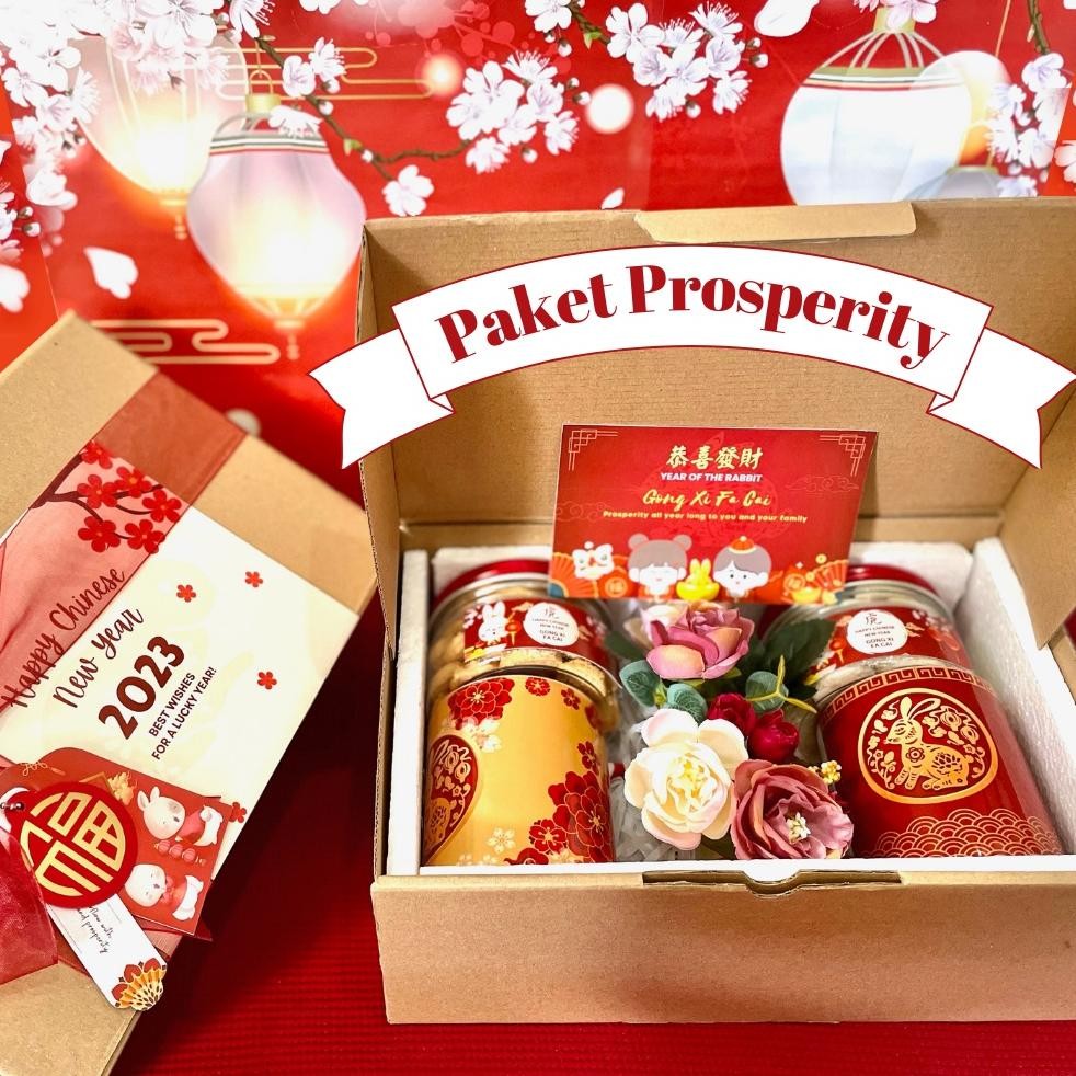 

Mlarak Store Hampers Imlek / Chinese New Year / Sincia