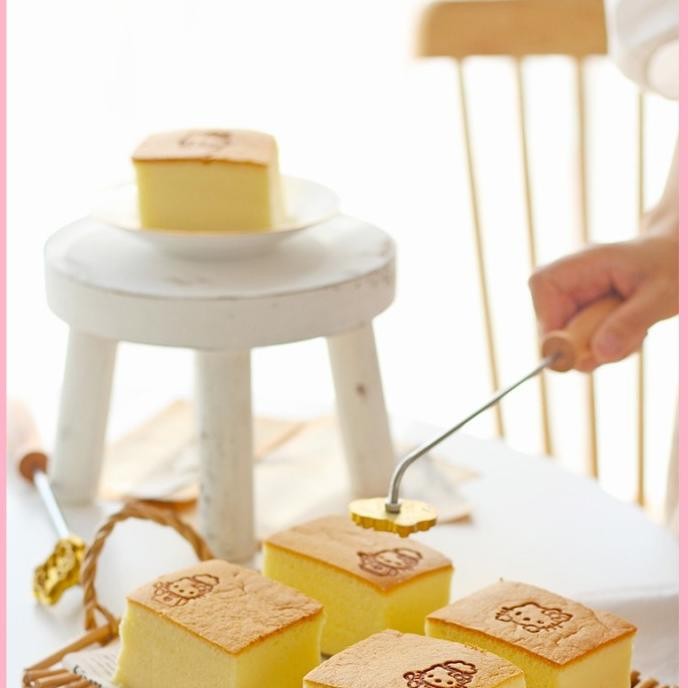

TERLARIS - Chefmade Hello Kitty Cake Hot Stamp / branding iron / stempel kue